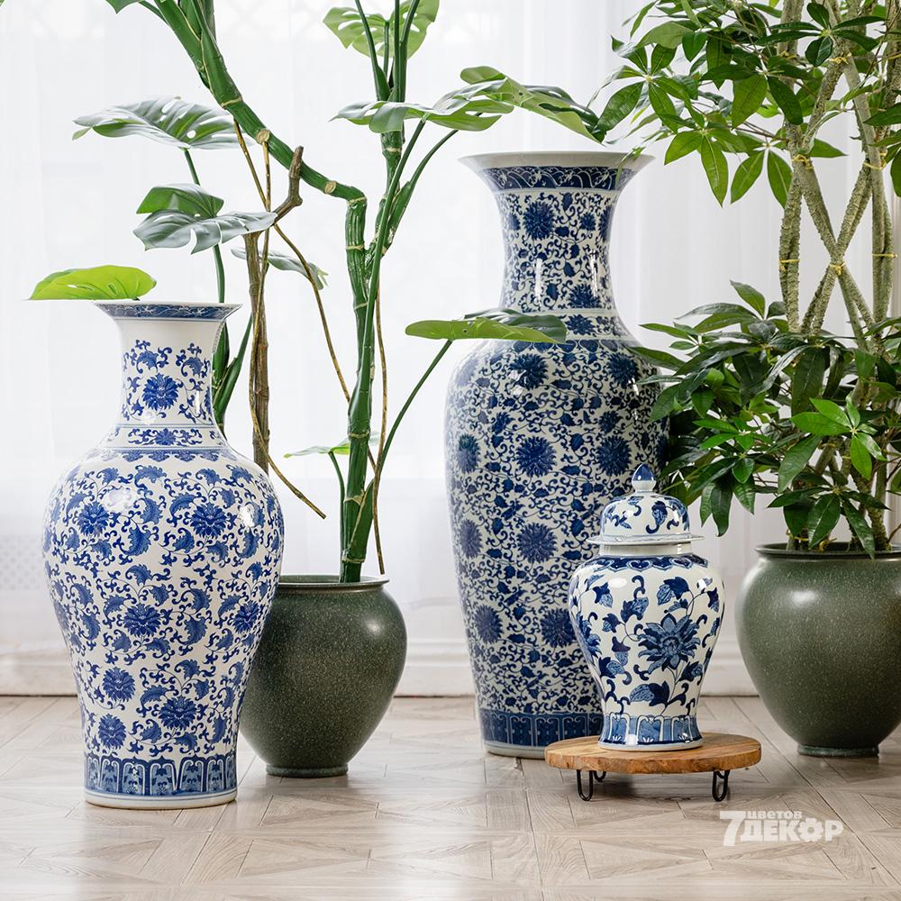 Напольные большие вазы. Китайские вазы Шинуазри из керамики. Цветочные принт в сине-белой палитре